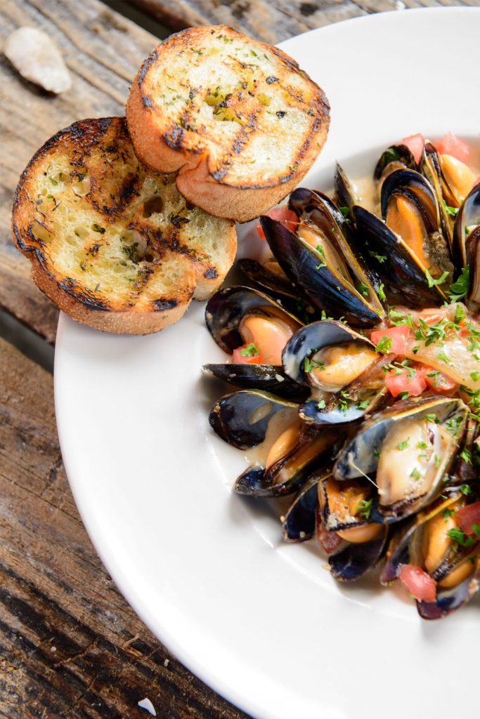 Lowcountry Mussels