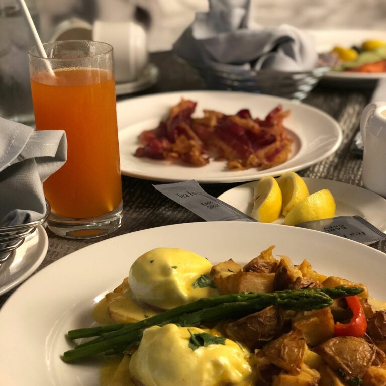 Certified SC Instagram image: Counting down the seconds til brunch ⏲Find a #FreshOnTheMenu restaurant near you serving up #CertifiedSC eggs this morning at FreshOnTheMenu.com